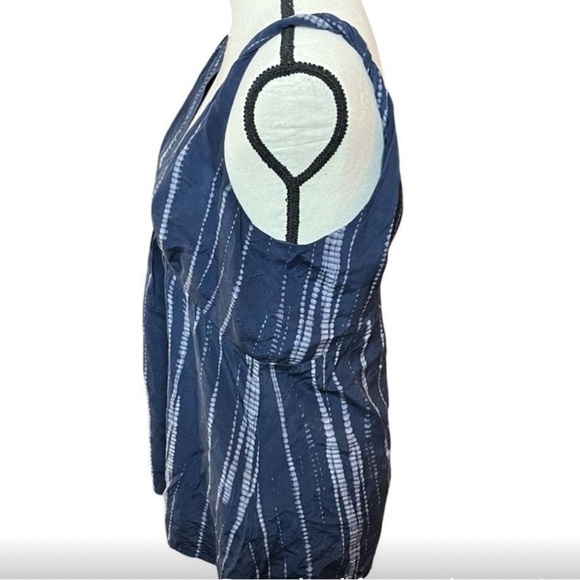 BANANA REPUBLIC Sleeveless Silk Blue Tye Dye Twist Strap Double V Neck Large - Picture 2 of 7
